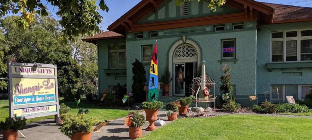 Exterior of Shangri-la Boutique in Milton-Freewater, Oregon